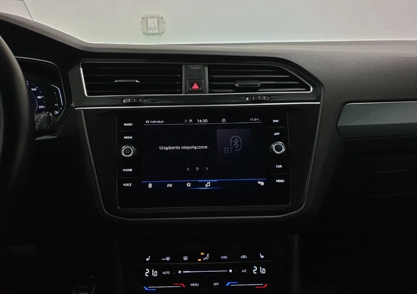 Volkswagen Tiguan cena 124999 przebieg: 108000, rok produkcji 2022 z Gdańsk małe 781